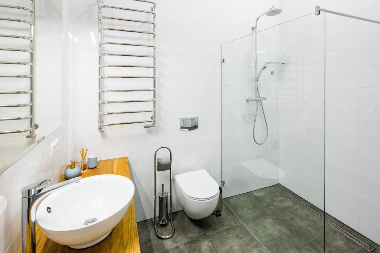 New Large 2 Bedroom In Lviv Historic Centre Экстерьер фото