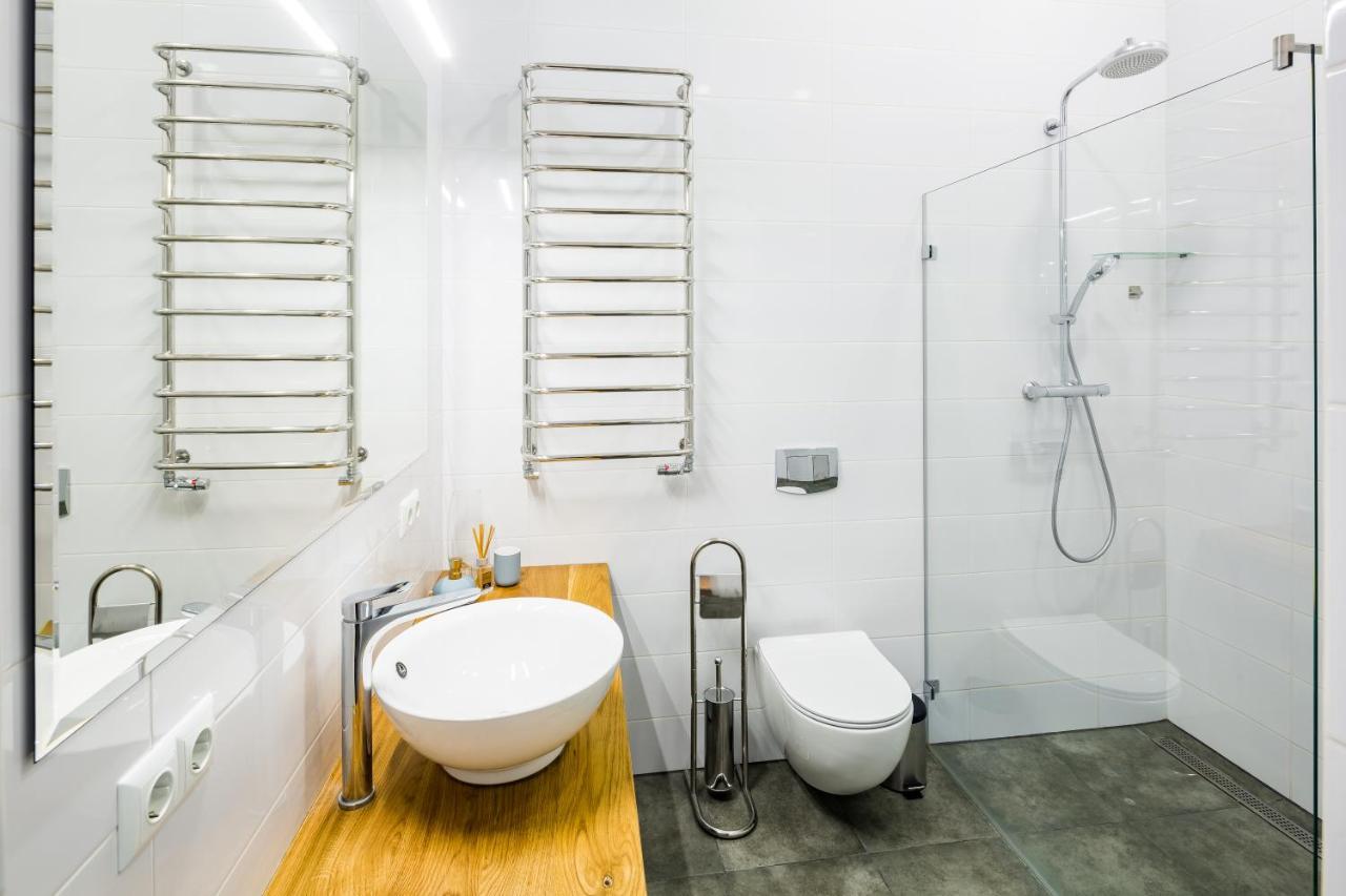 New Large 2 Bedroom In Lviv Historic Centre Экстерьер фото